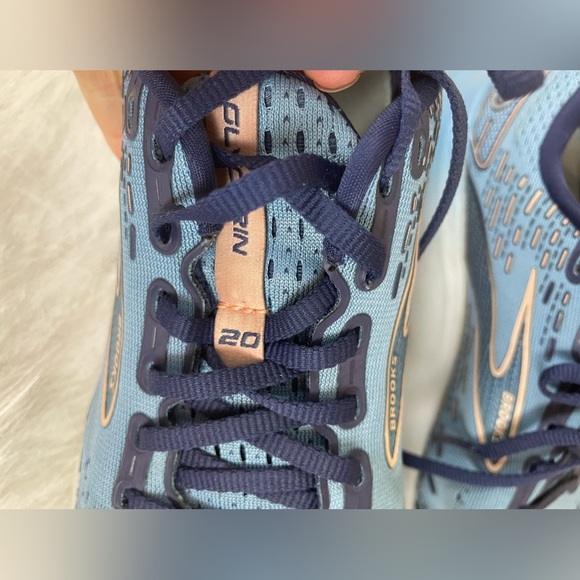 Brooks glycerin 20 Sky Blue Athletic running Shoes 9 - Picture 4 of 11